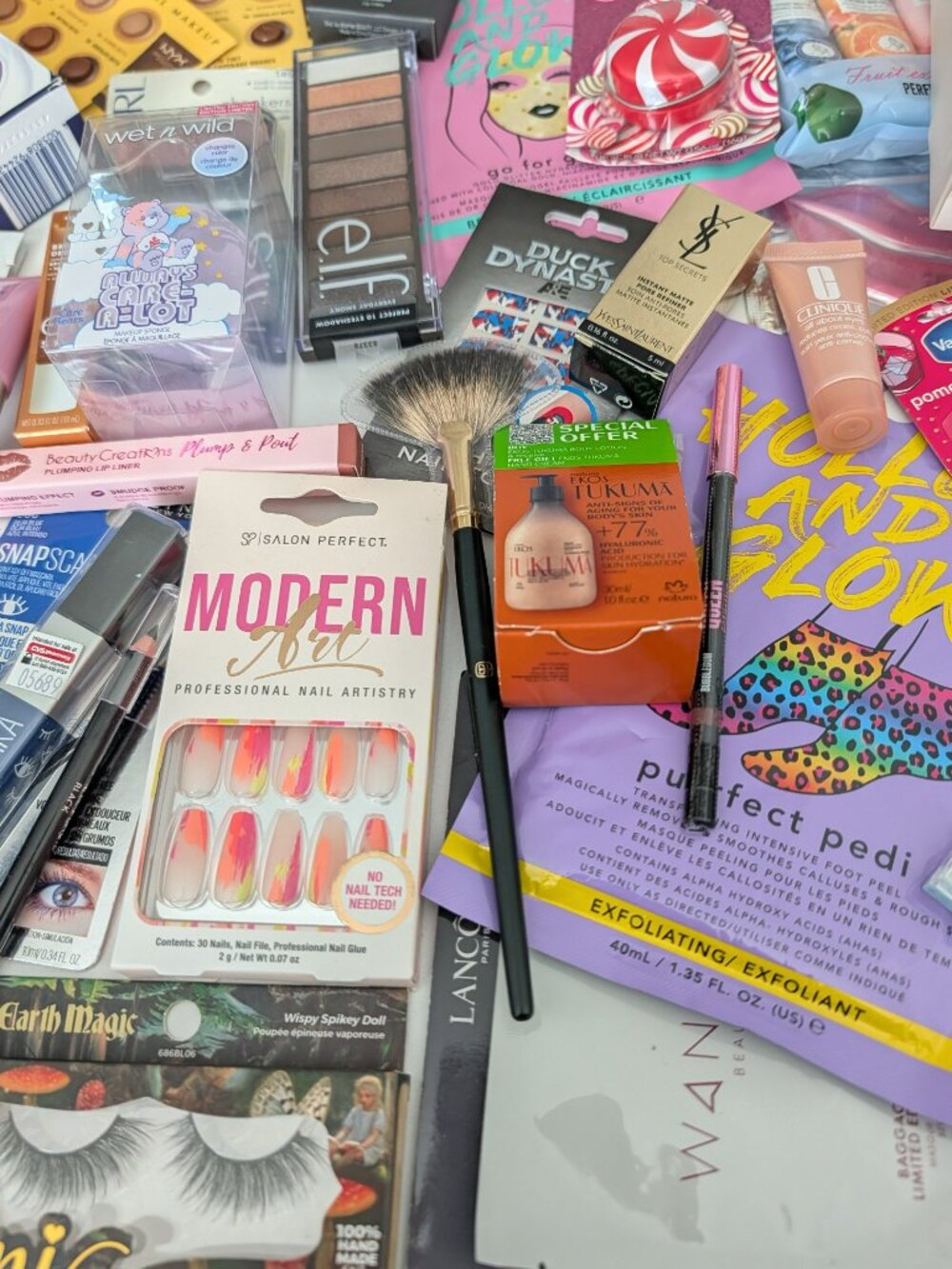 Mixed Beauty Skincare Cosmetics Hair Masks Nail Lot Samples Travel Size New - Picture 11 of 12